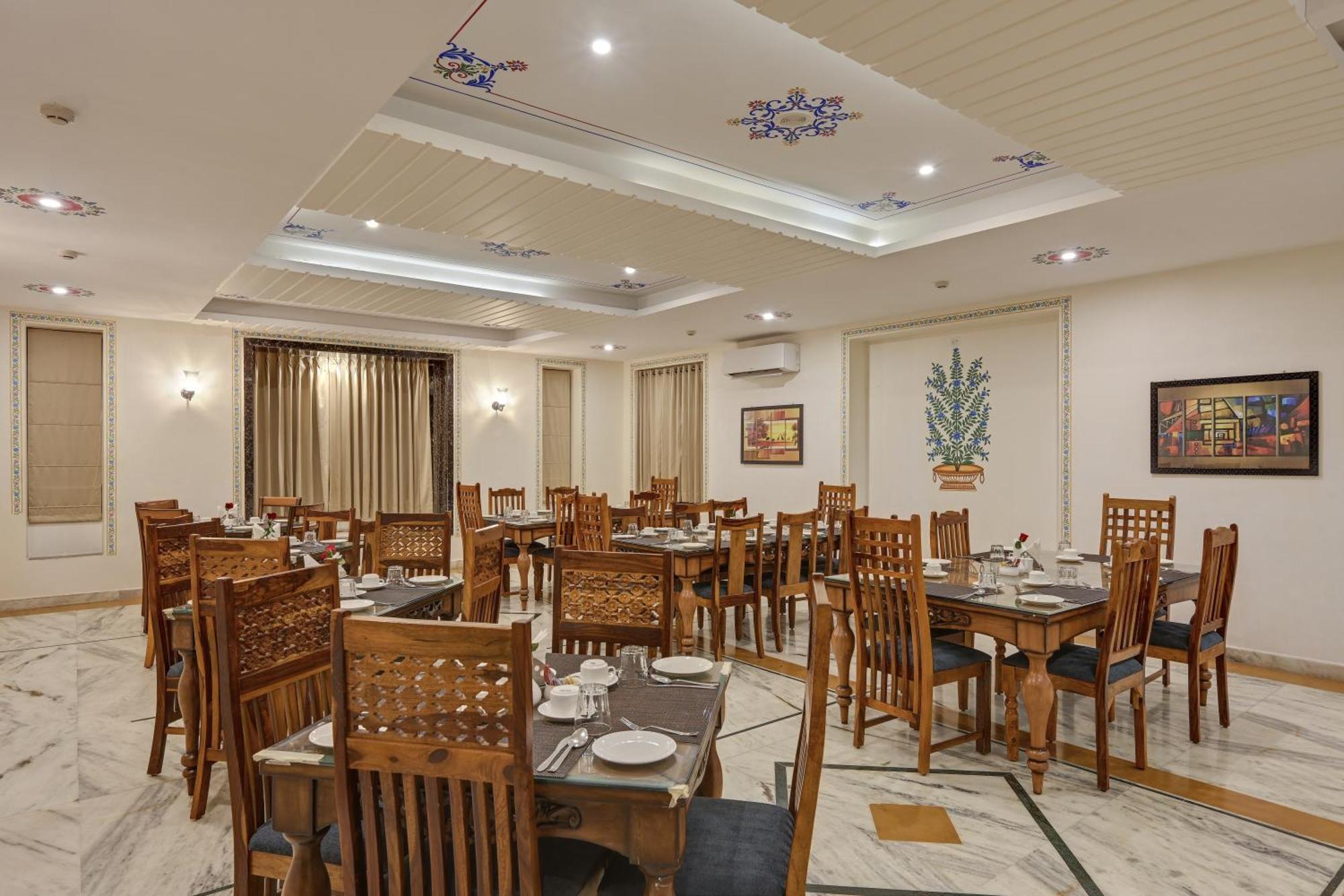 The Everest Hill Resort Кумбалгарх Екстериор снимка