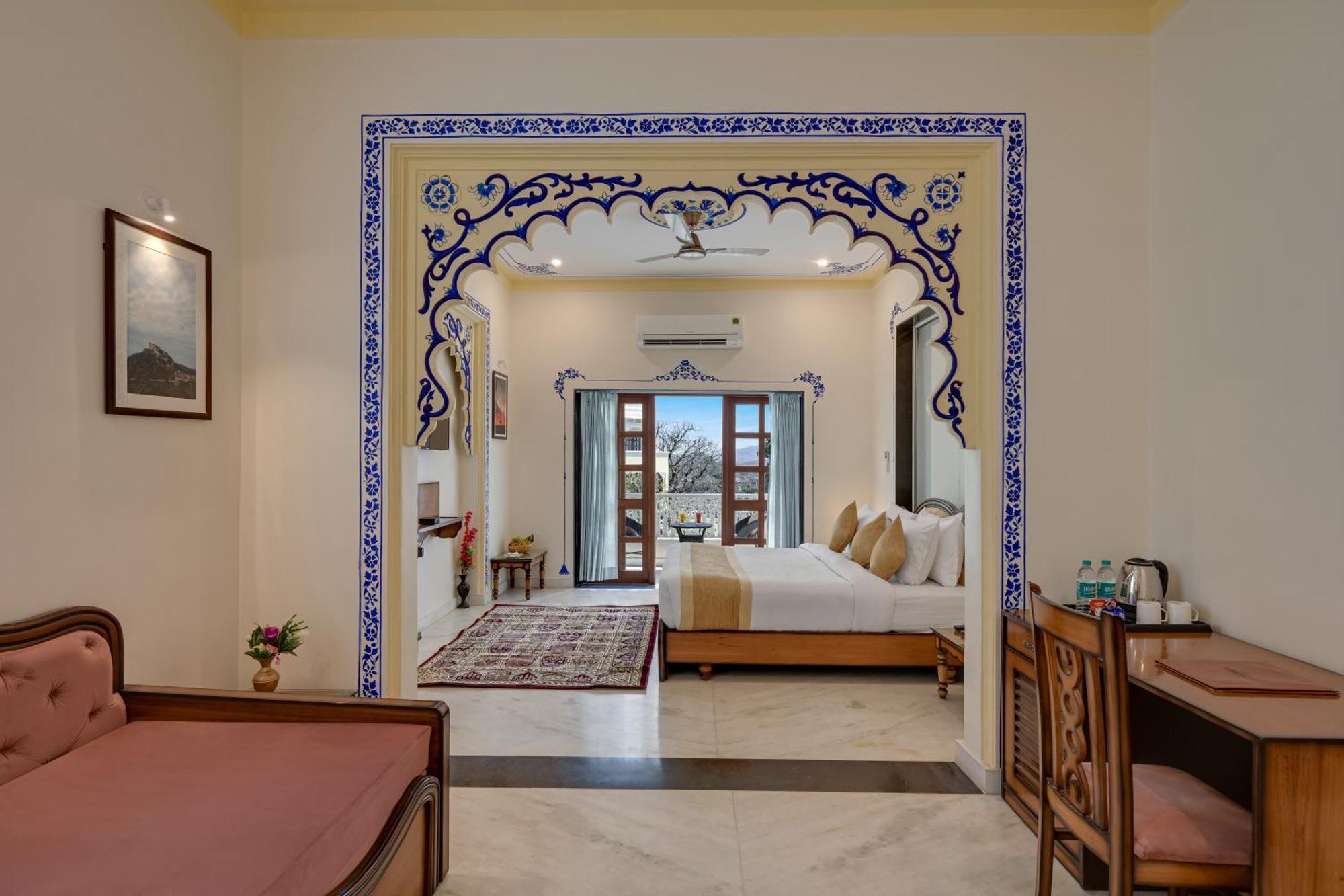 The Everest Hill Resort Кумбалгарх Екстериор снимка