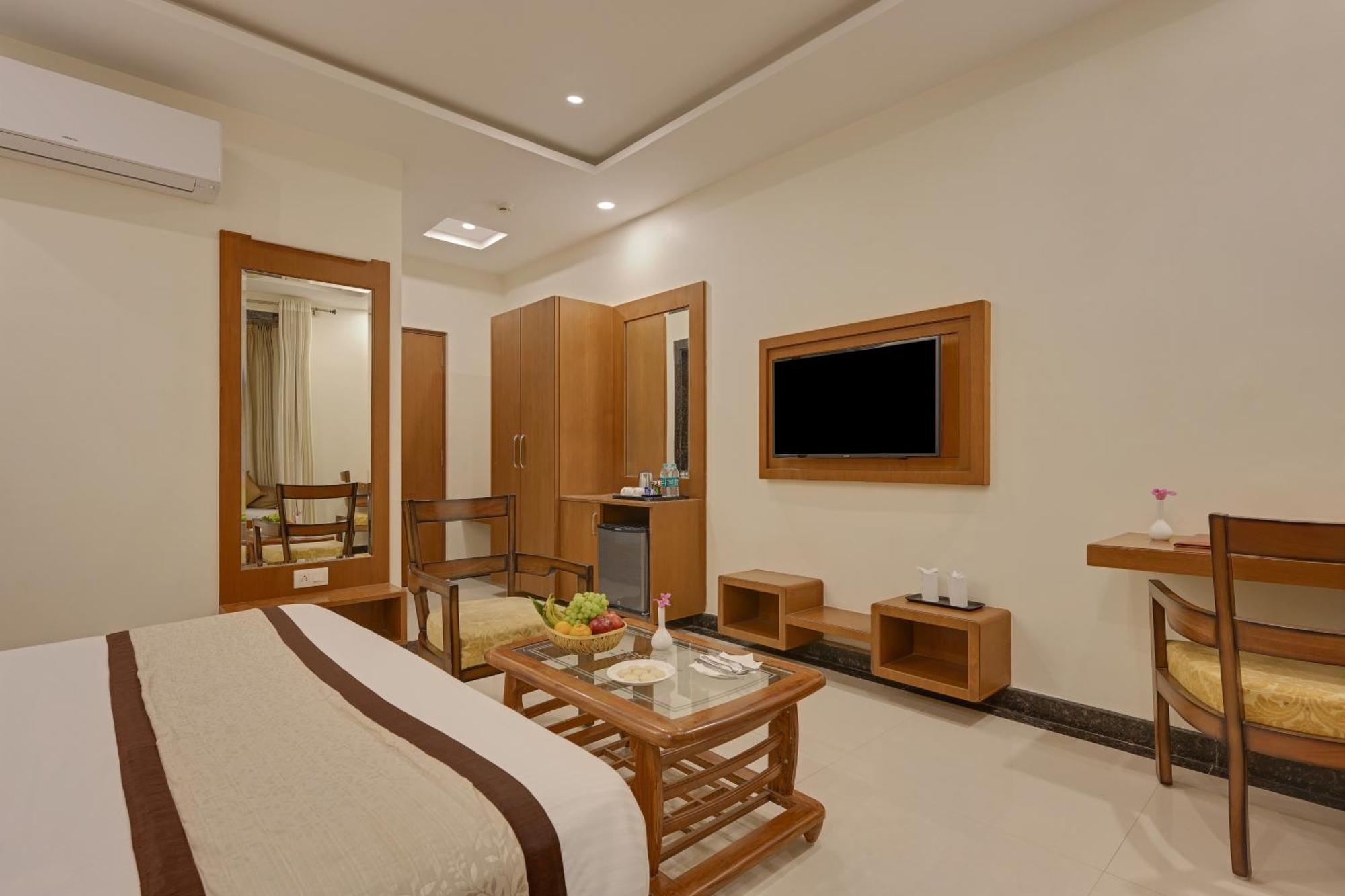 The Everest Hill Resort Кумбалгарх Екстериор снимка