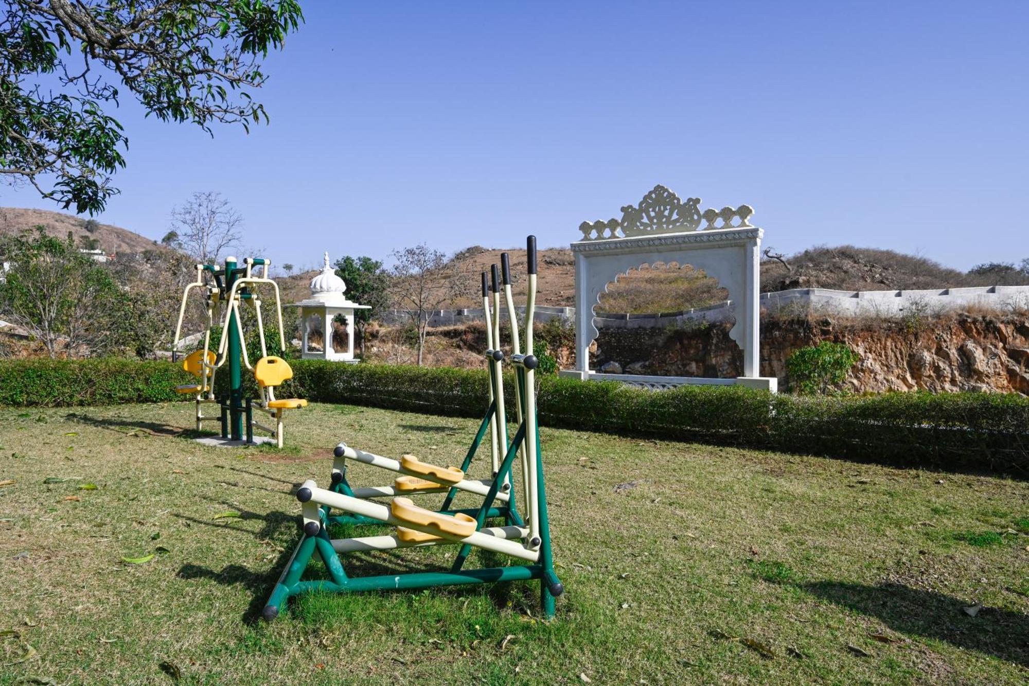 The Everest Hill Resort Кумбалгарх Екстериор снимка