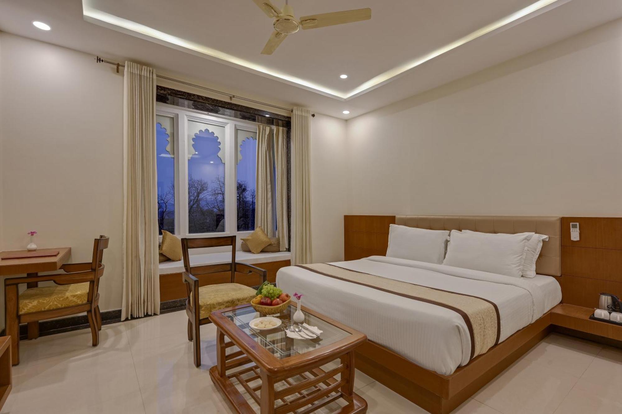The Everest Hill Resort Кумбалгарх Екстериор снимка